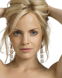 Mena Suvari